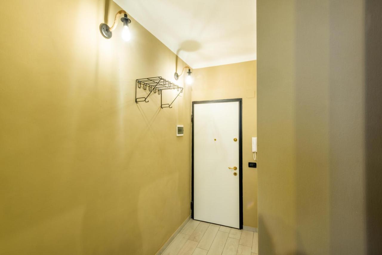 Monolocale Vicino Alla Stazione E All'Expo Apartment Genoa Exterior photo