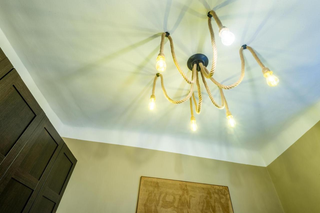 Monolocale Vicino Alla Stazione E All'Expo Apartment Genoa Exterior photo